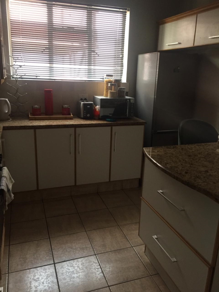  Bedroom Property for Sale in Humewood Eastern Cape